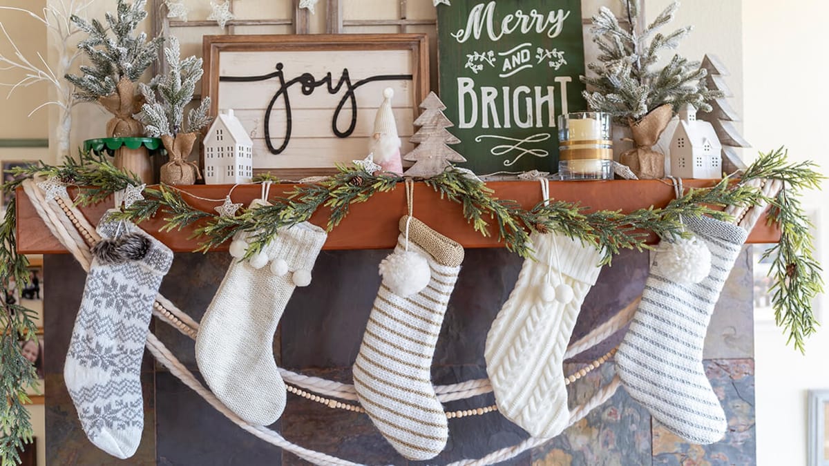 Top 10: Men's Stocking Stuff